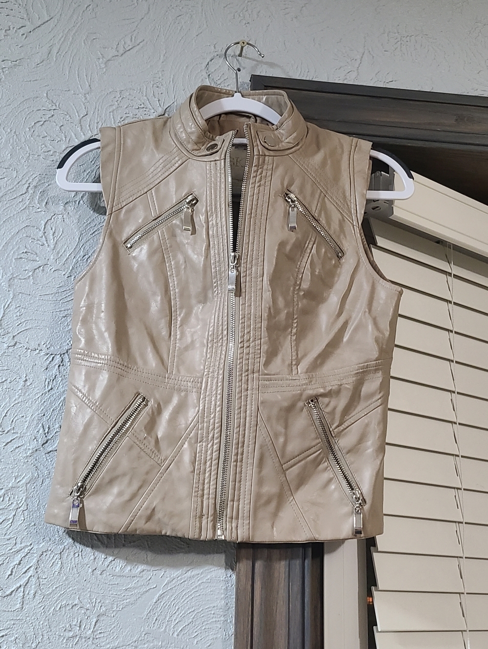 BKE Outerwear Taupe Faux Leather Moto Vest Women's Size Medium